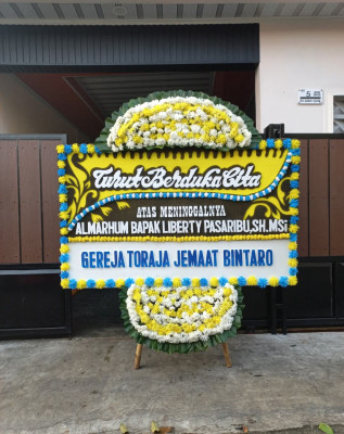 Papan Bunga Duka di Sekanak Raya