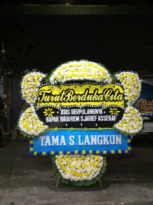 Papan Bunga Duka di Sekanak Raya